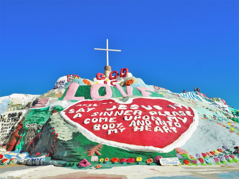Salvation Mountain's Colorful Canvas