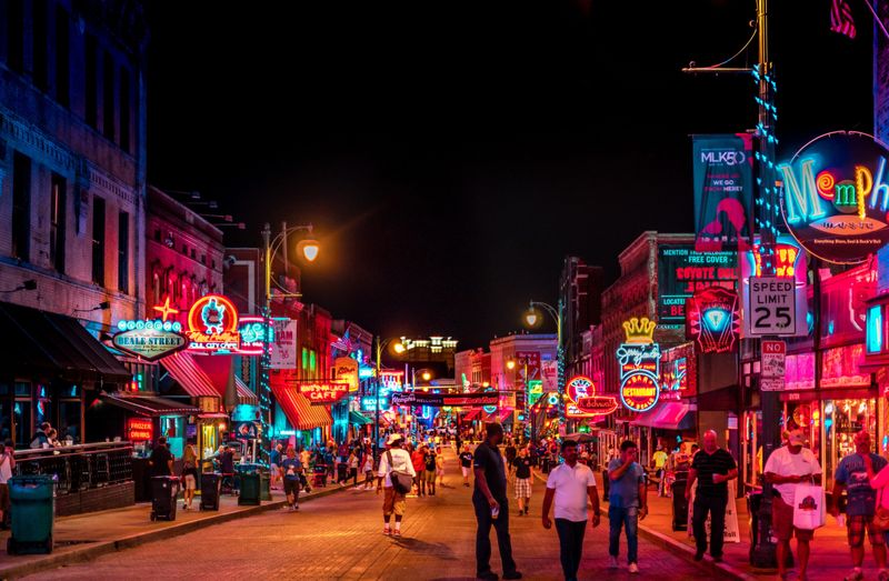 Memphis - Blues, BBQ & Beyond