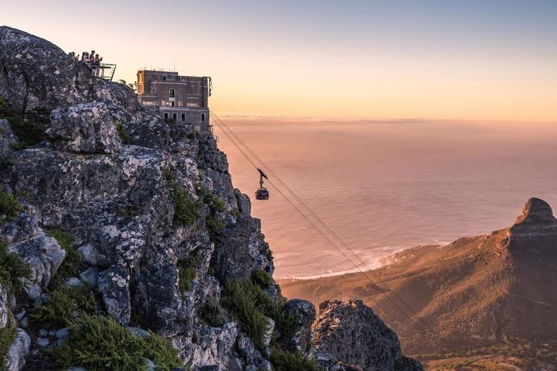 Table Mountain: Cape Town's Crown Jewel