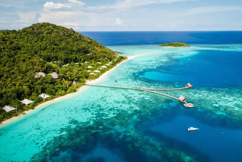 Bawah Reserve, Indonesia
