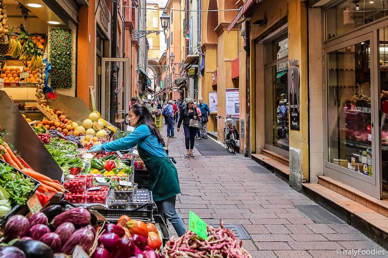 Bologna's Food Markets