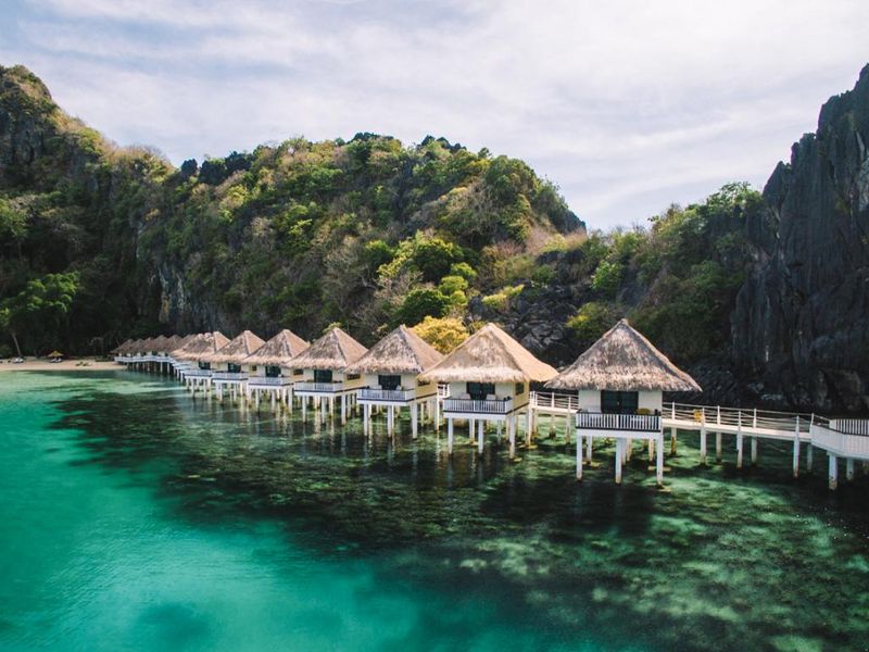 Overwater Bungalows At El Nido Resorts Pangulasian Island