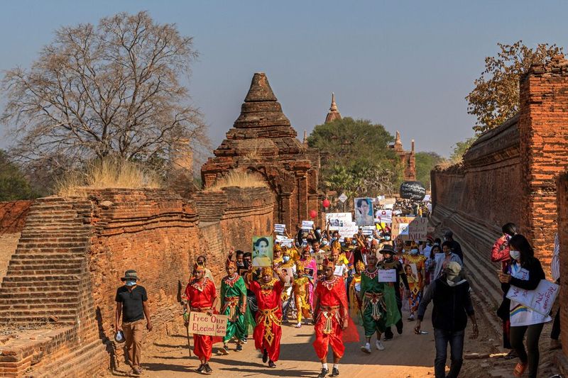 Myanmar's Conflicted Welcome for American Visitors