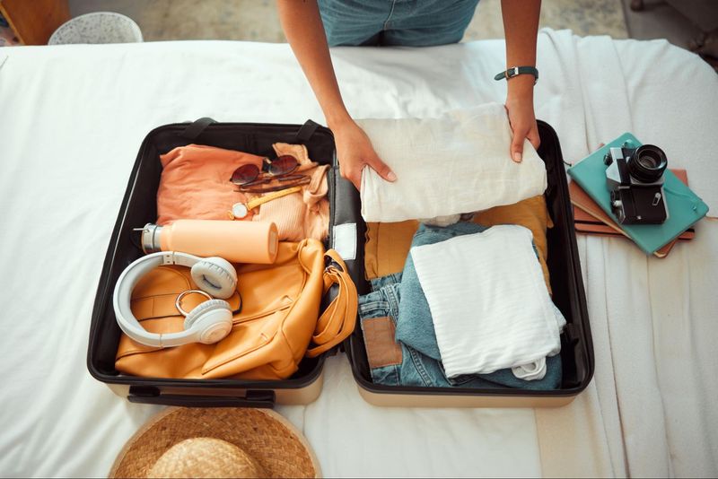 Traveling Light To Avoid Baggage Fees