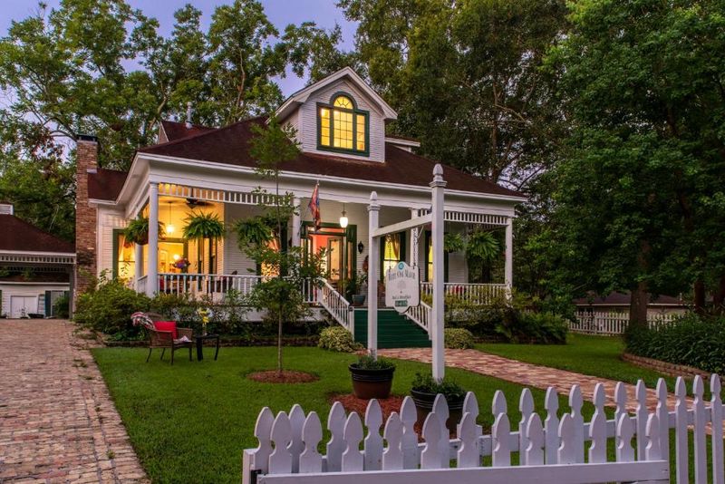 Jefferson's Historic Bed & Breakfast Weekend
