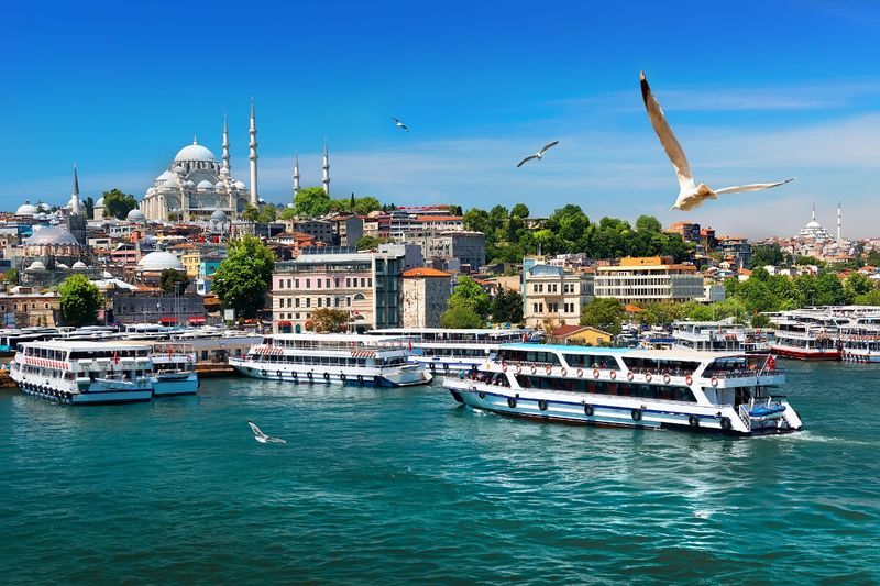 Istanbul's Cross-Continental Complexity Rewards Experience