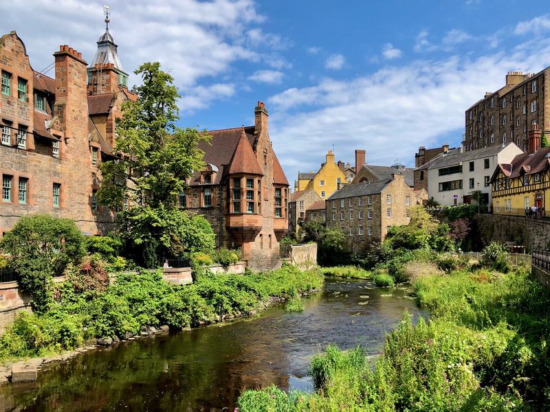 Edinburgh’s Water of Leith Walkway