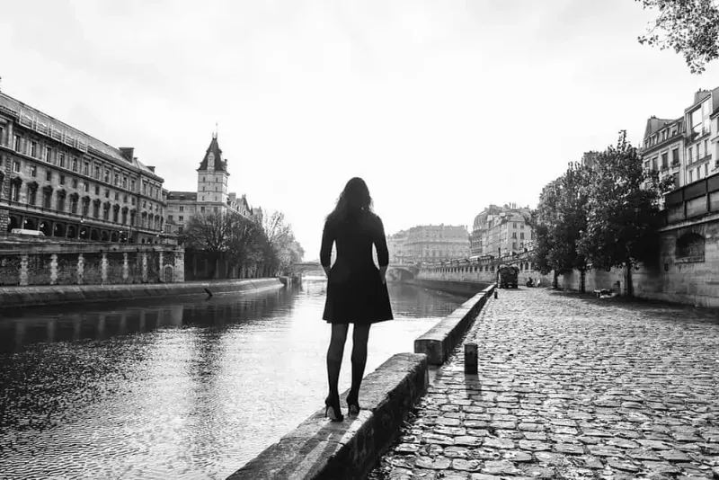 Paris: Romance City's Lonely Side