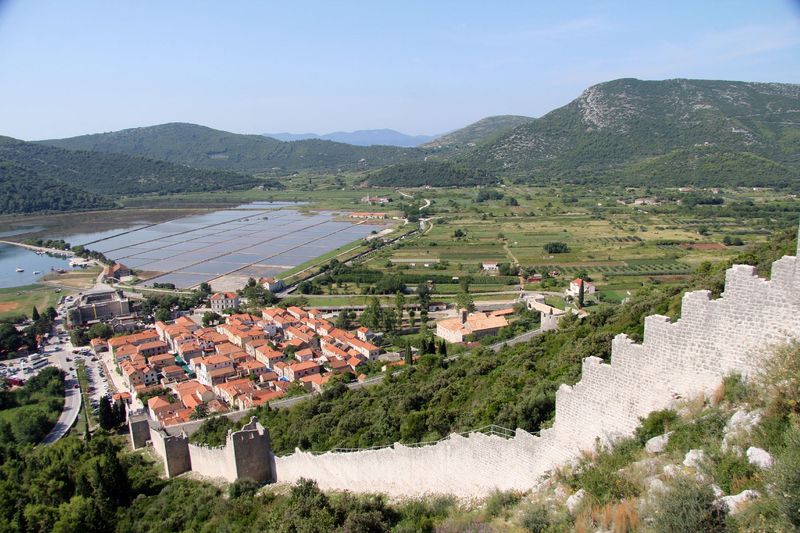 Ston