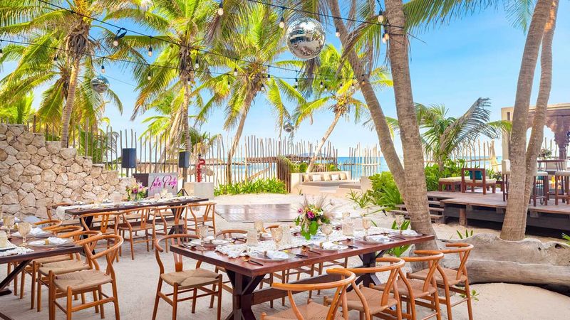 All-Inclusive Vs. A La Carte Experiences