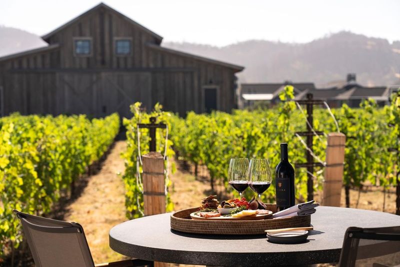 Disappointing: Napa Valley's St. Helena Pretentiousness