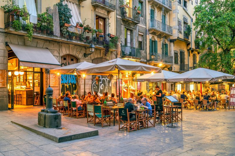 Evening Tapas Crawl In El Born