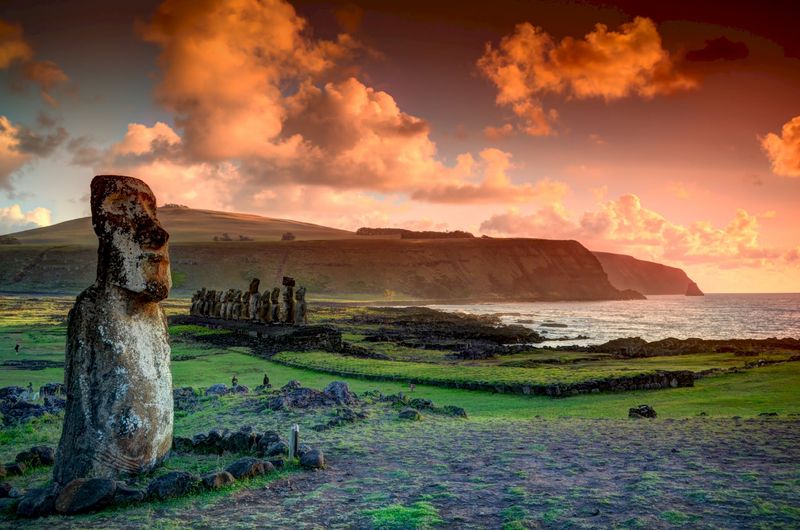 Easter Island (Rapa Nui), Southeastern Pacific