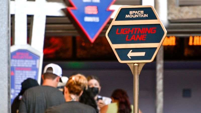Lightning Lane Individual Attraction Selection