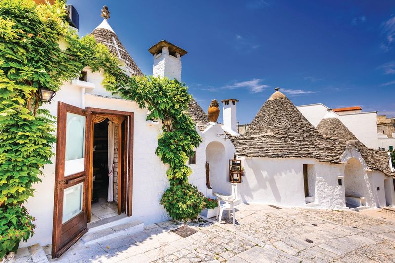 Alberobello, Italy: Trulli Houses Create Natural Playground