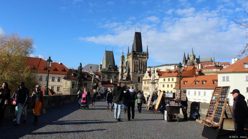 Charles Bridge, Prague (Avoid)