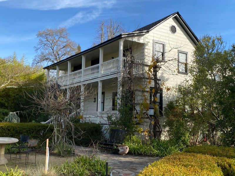 Sonoma Farmhouse Disaster: Instagram vs. Reality