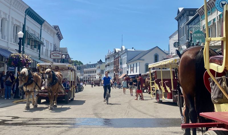 Mackinac Island: Car-Free Victorian Charm