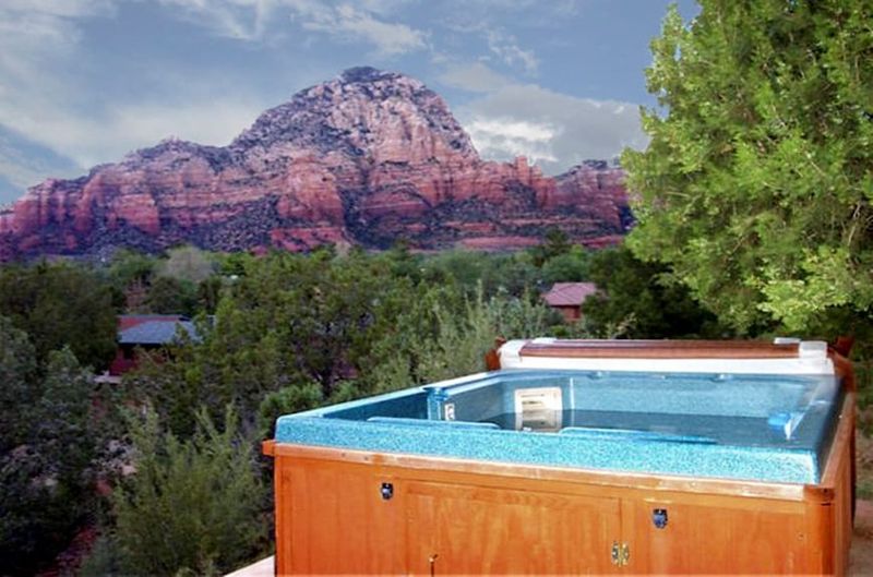 Sedona's Red Rock Splendor