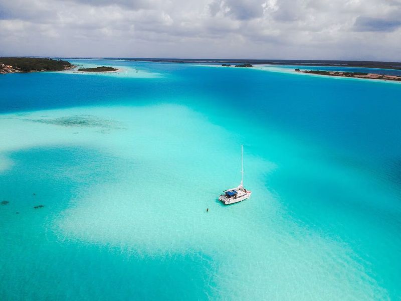 Bacalar: The Lagoon of Seven Colors