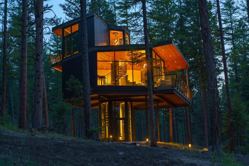 Forest Treehouse Retreat (Quality Time)