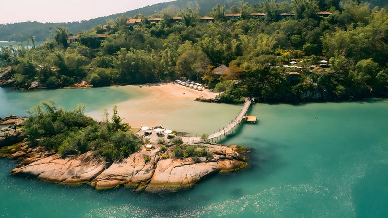 Ponta dos Ganchos Exclusive Resort
