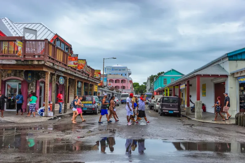 Bahamas (Nassau Downtown) - Tourist Trap Territory