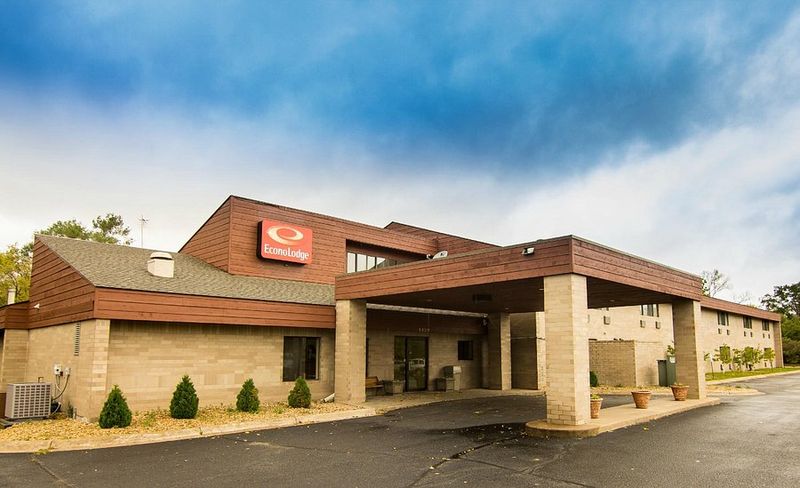 Avoid: Econo Lodge