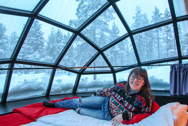 Glass Igloo Stay in Finnish Lapland (Fell Flat)