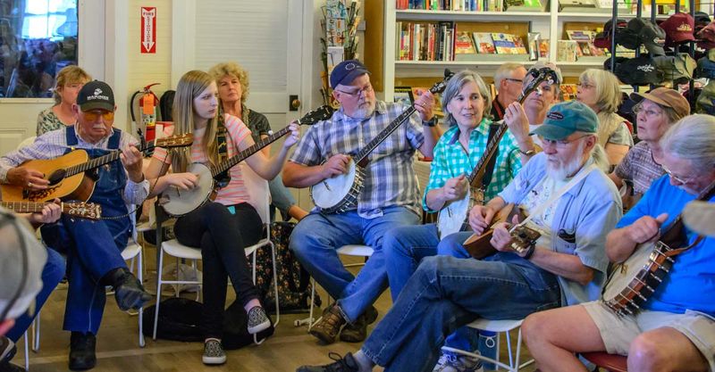 Floyd: Blue Ridge Music Haven