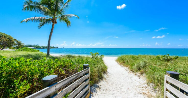 The Best Way To Explore This Sugar-White Sand Gem + 5 Bonus Tips You Will Not Find In Brochures