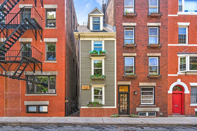 The Skinny House In Boston