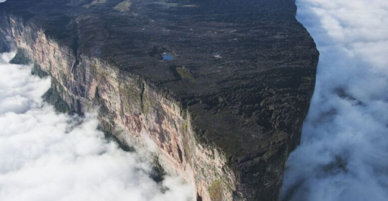 These 20 Natural Wonders Are Even More Stunning From A Drone’s Perspective