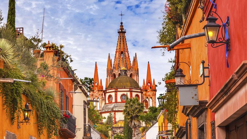 San Miguel de Allende: A Colorful Colonial Jewel