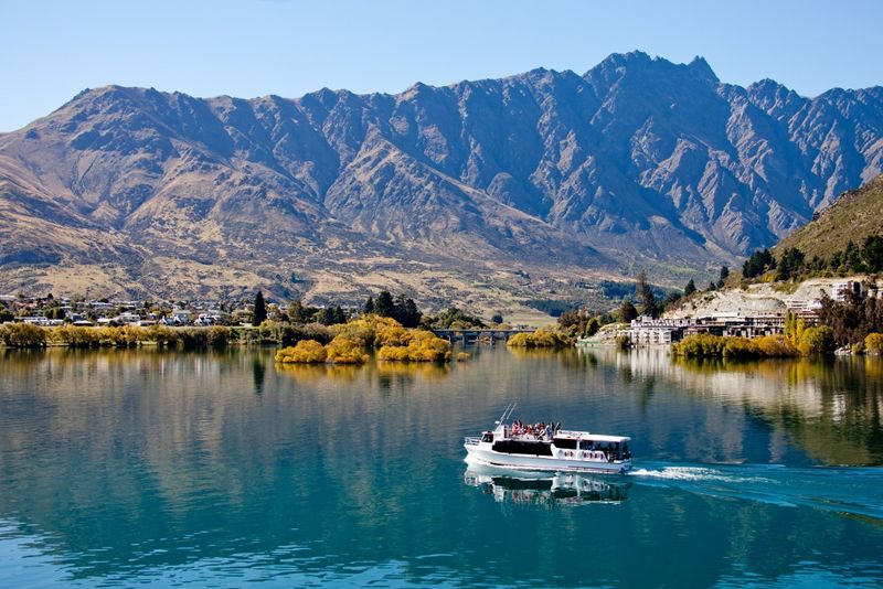 Queenstown, New Zealand - Adventure with Tranquility