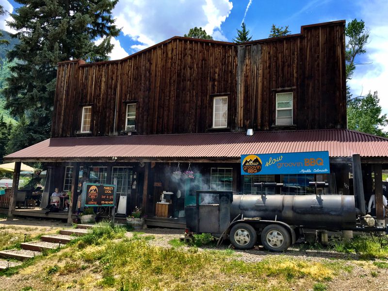 Eat At Slow Groovin' BBQ