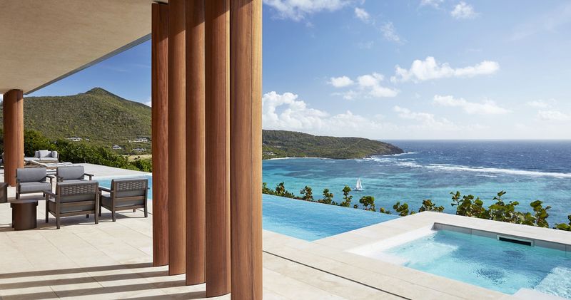 Luxury Resorts