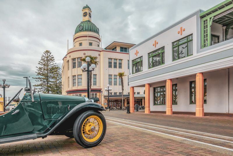 Napier: Art Deco Gem with Vineyard Views