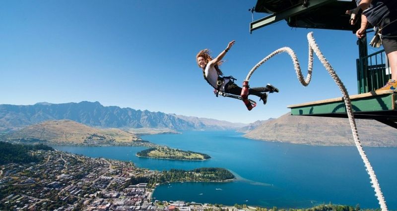 Bungee jumping in New Zealand