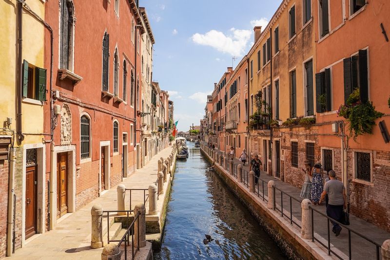 Venice's Mysterious Alleyways