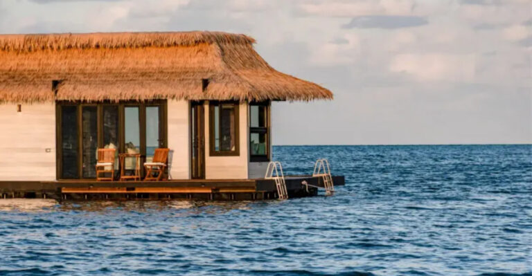 12 Dreamy Overwater Bungalows To Book In Florida